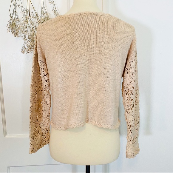 VINTAGE Crochet Cropped Sweater - Picture 7 of 9